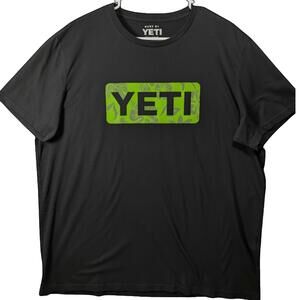 YETI XXL Black T-Shirt Green Floral Camo Graphic Logo Men's 2XL Gorpcore Hiking